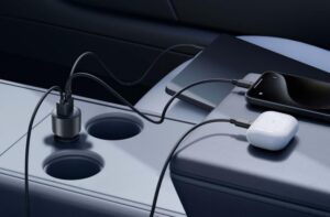 Beste Autoladegeräte für Straßenfahrten & Reisen