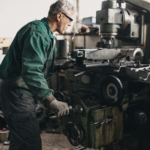 Schlosserarbeiten im Industriebereich