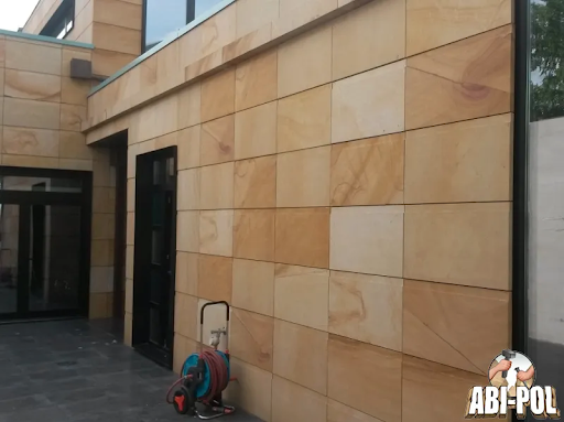 Pflegefehler vermeiden: Was hilft, was schadet Sandstein wirklich? Sandstein wirklich